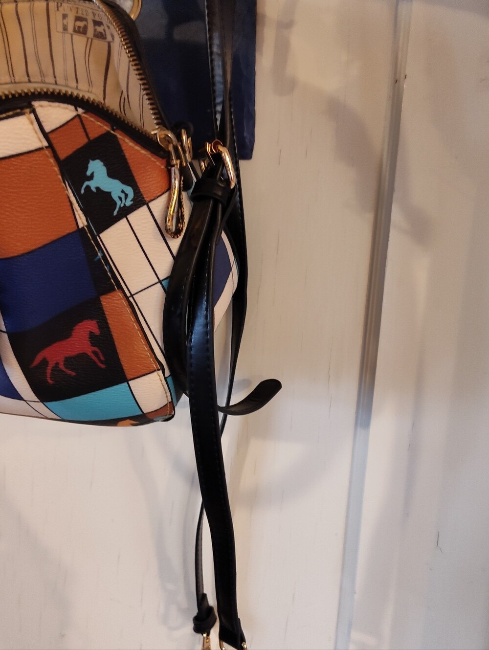 The Trail Of The Painted Ponies Handbag With Crossbody Strap - Picture 8 of 10